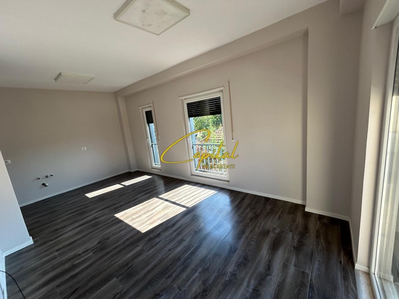 WhatsApp Image 2025-11-12 at 2.17.17 PM SHITET APARTAMENT 2+1 ISH STACIONI TRENIT 210.000 EURO