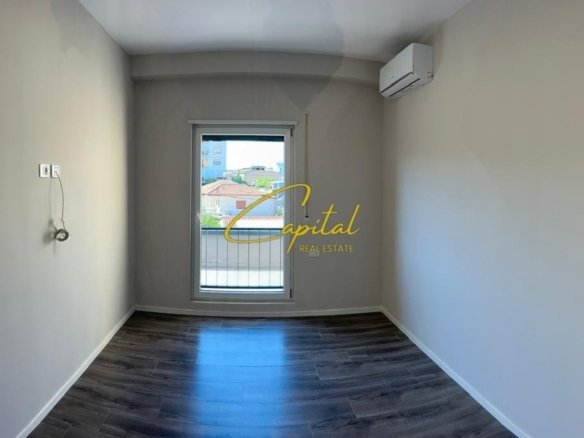 SHITET APARTAMENT 2+1 ISH STACIONI TRENIT 210.000 EURO