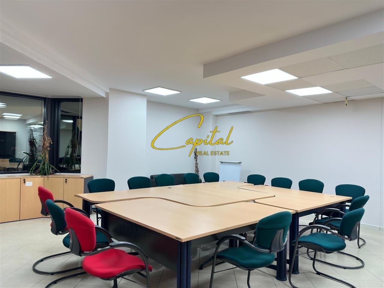 ZYRE ME QERA 440 M2 KULLAT BINJAKE 19.000 EURO