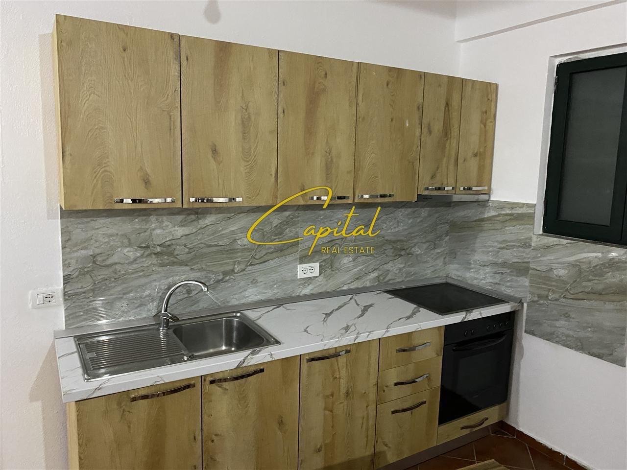 WhatsApp Image 2025-11-13 at 3.16.11 PM (1) APARTAMENT ME QERA 2+1 SAUK 40.000 LEKE