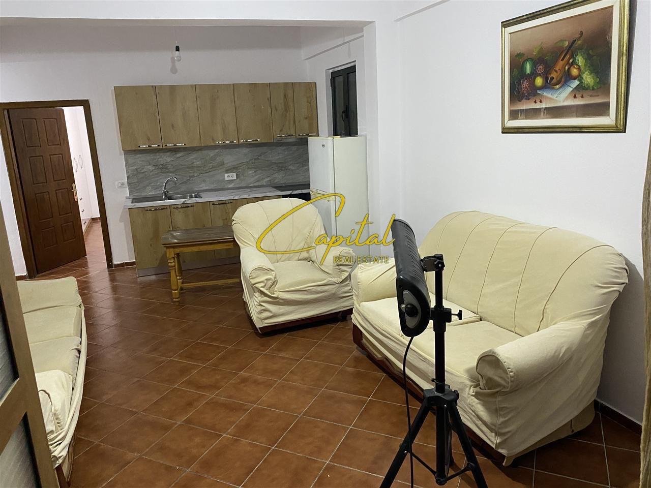 WhatsApp Image 2025-11-13 at 3.16.11 PM (2) APARTAMENT ME QERA 2+1 SAUK 40.000 LEKE