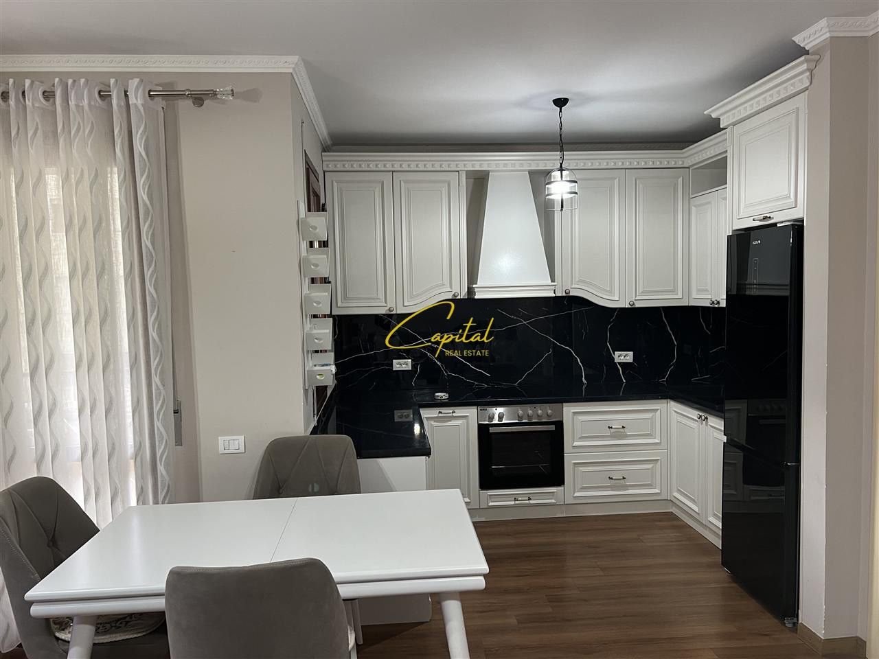 APARTAMENT ME QERA 2+1+2 KOPSHTI BOTANIK 850 EURO
