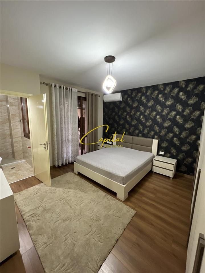 APARTAMENT ME QERA 2+1+2 KOPSHTI BOTANIK 850 EURO