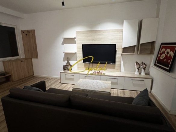 APARTAMENT ME QERA 1+1 RRUGA SIRI KODRA 50.000 LEKE