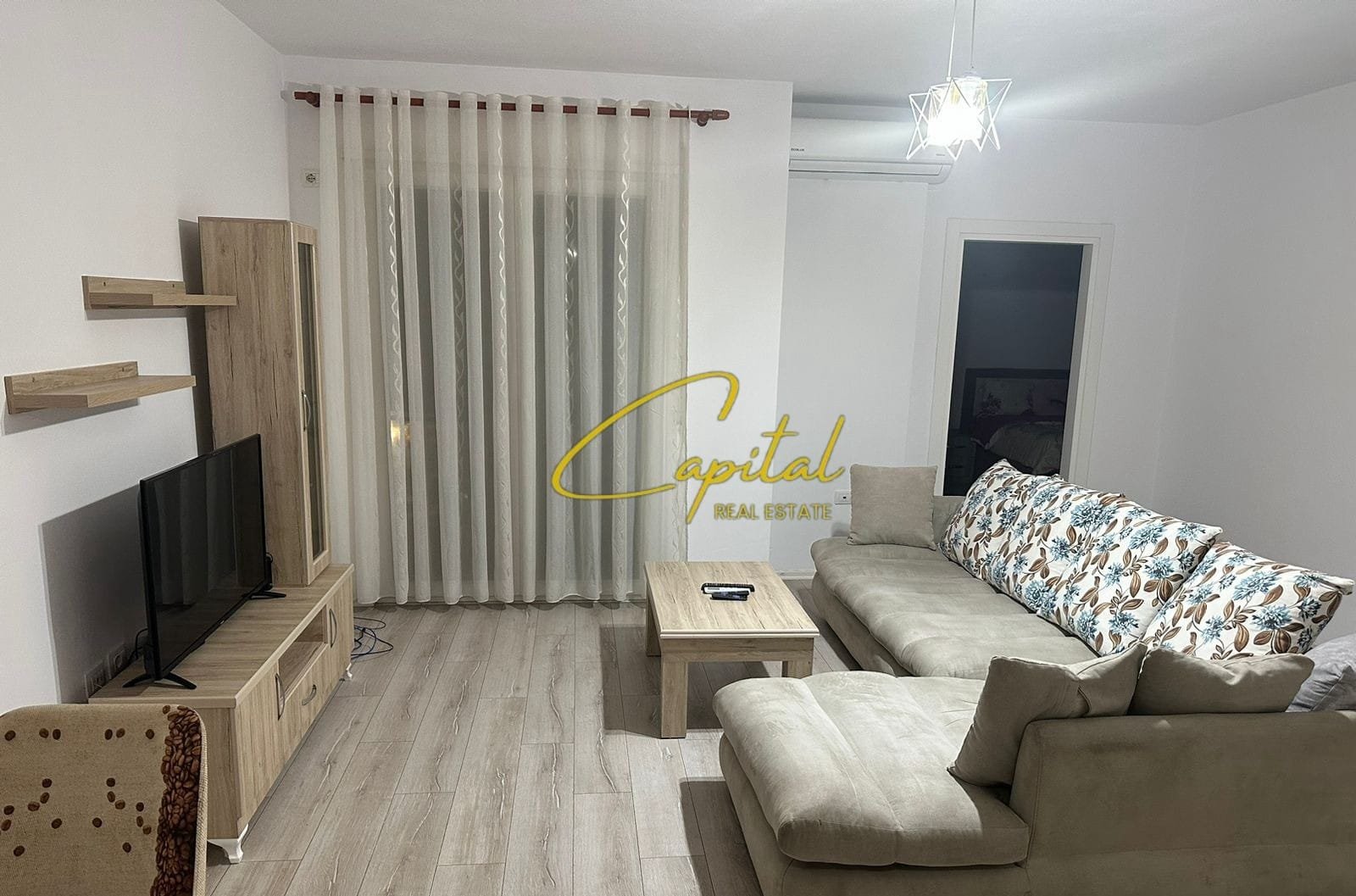 WhatsApp Image 2025-11-14 at 5.40.45 PM (1) APARTAMENT ME QERA 1+1 PROKURORIA E TIRANES 600 EURO