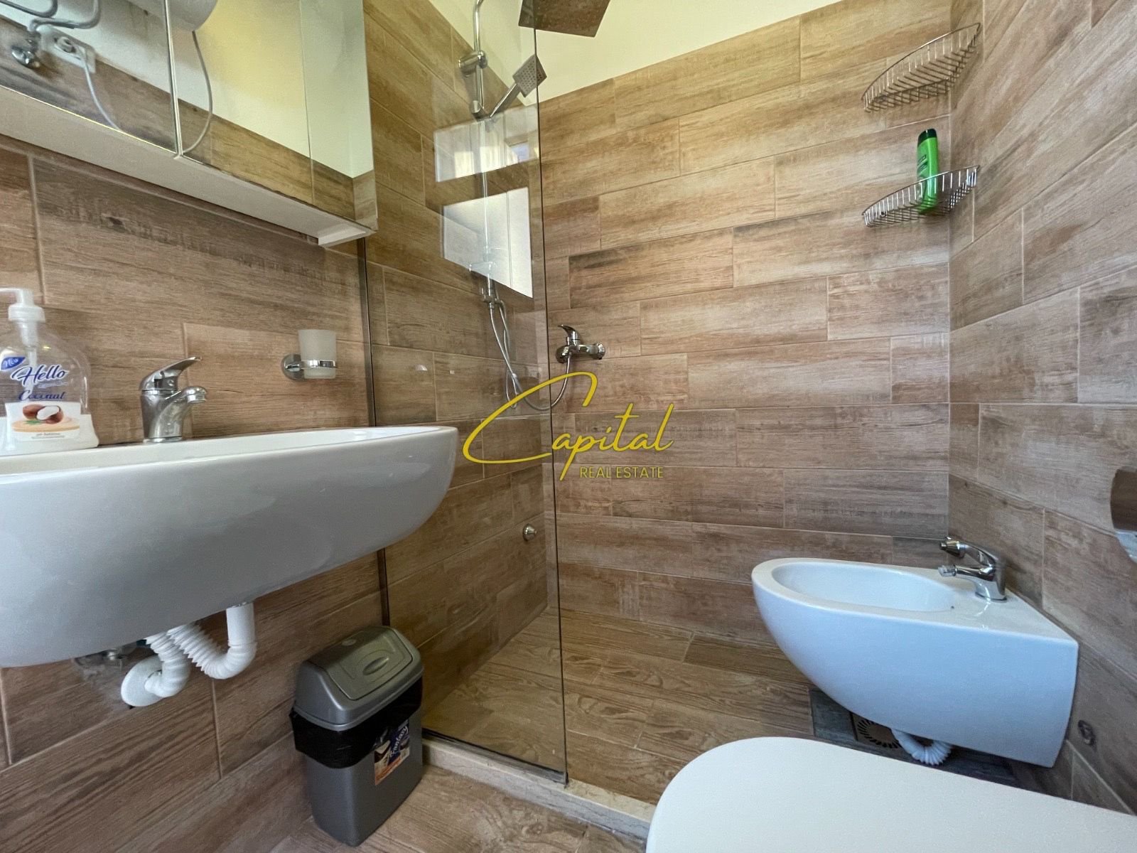 APARTAMENT ME QERA 1+1 MYSLYM SHYRI 600 EURO