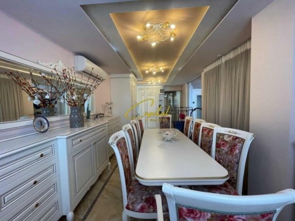 SHITET PENTHOUSE 227 M2 LIQENI I THATE 435.000 EURO