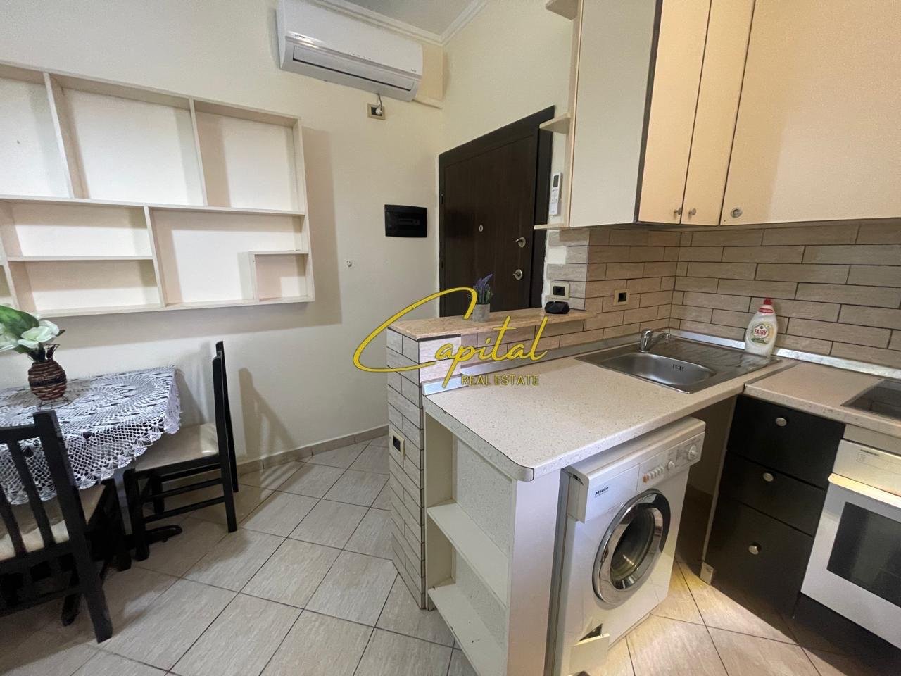 APARTAMENT ME QERA 1+1 RRUGA 5 MAJI 45.000 LEKE