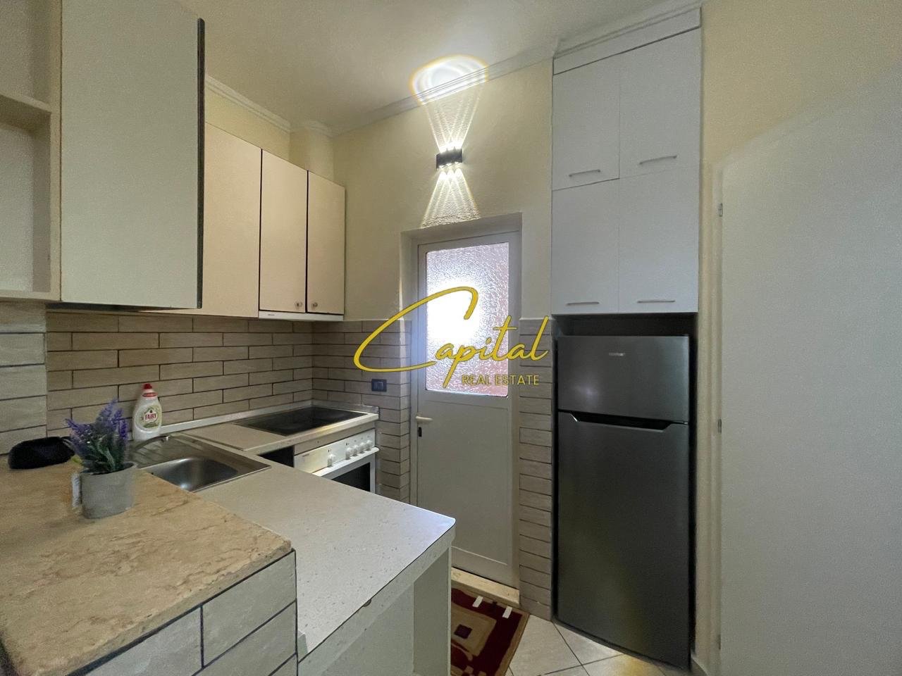 APARTAMENT ME QERA 1+1 RRUGA 5 MAJI 45.000 LEKE