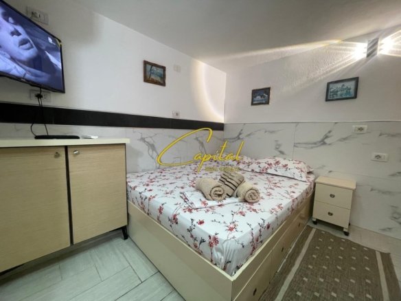 GARSONIERE ME QERA 35 M2 5 MAJI 37.000 LEKE