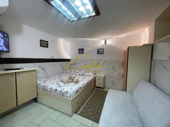 GARSONIERE ME QERA 35 M2 5 MAJI 37.000 LEKE