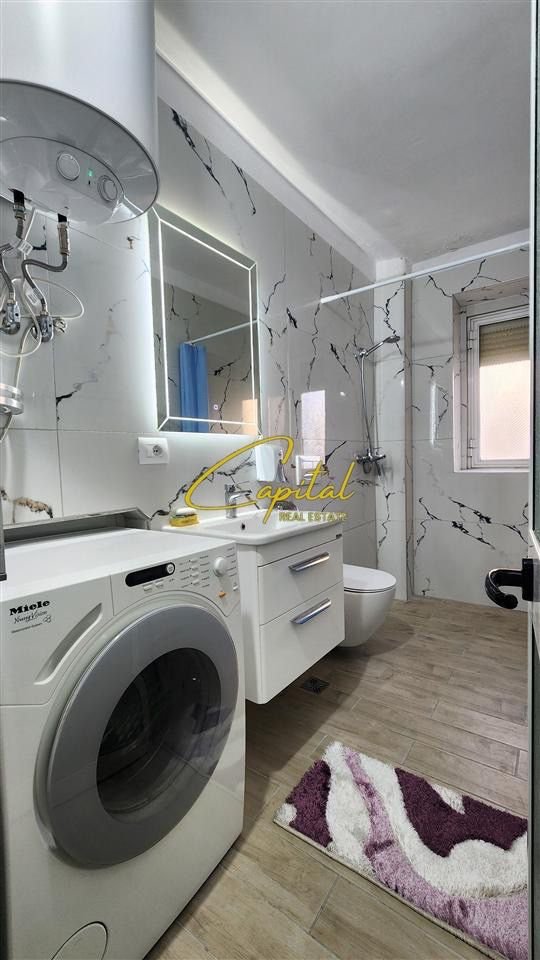 APARTAMENT ME QERA 1+1 ISH TREGU ELEKTRIK 50.000 LEKE