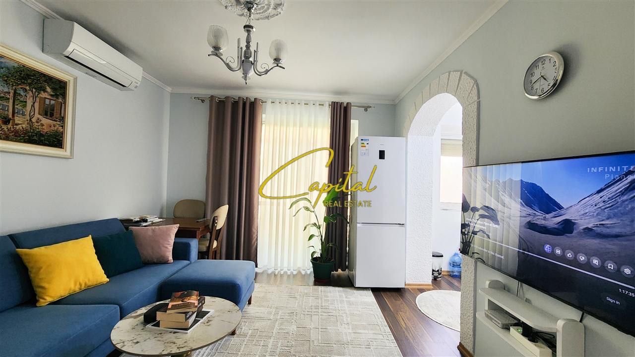 APARTAMENT ME QERA 1+1 ISH TREGU ELEKTRIK 50.000 LEKE