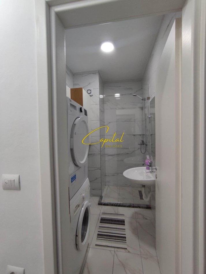 WhatsApp Image 2025-11-18 at 1.18.46 PM APARTAMENT ME QERA 1+1 SPITALI AMERIKAN 3 450 EURO