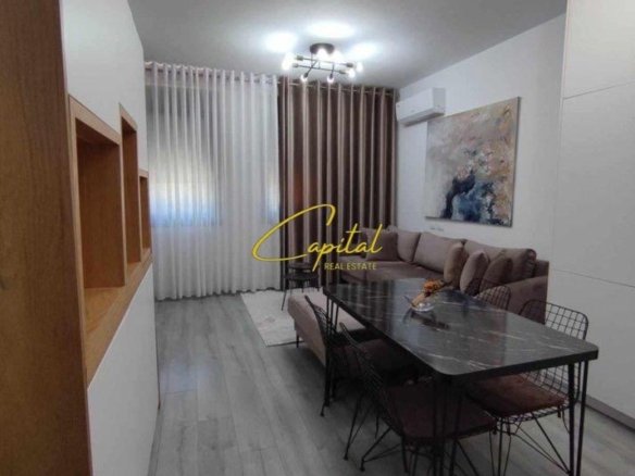 APARTAMENT ME QERA 1+1 SPITALI AMERIKAN 3 450 EURO