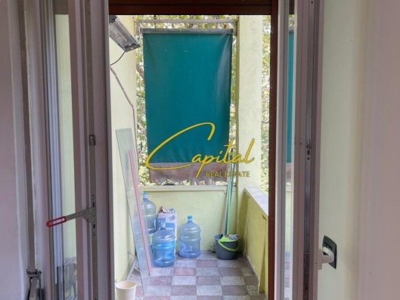 AMBIENT BIZNESI ME QERA 70 M2 ISH BLLOKU 800 EURO