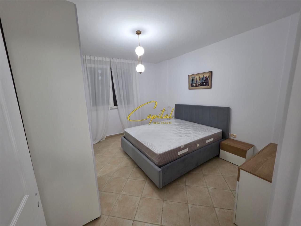 APARTAMENT ME QERA 1+1 ISH EKSPOZITA 650 EURO