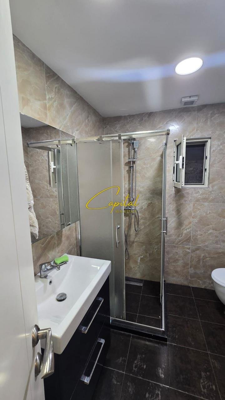 APARTAMENT ME QERA 2+1 RRUGA E ELBASANIT 600 EURO