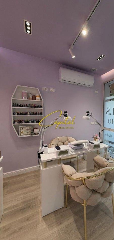 WhatsApp Image 2025-11-19 at 3.33.36 PM (1) AMBIENT BIZNESI ME QERA 40 M2 LIQENI I THATE 60.000 LEKE