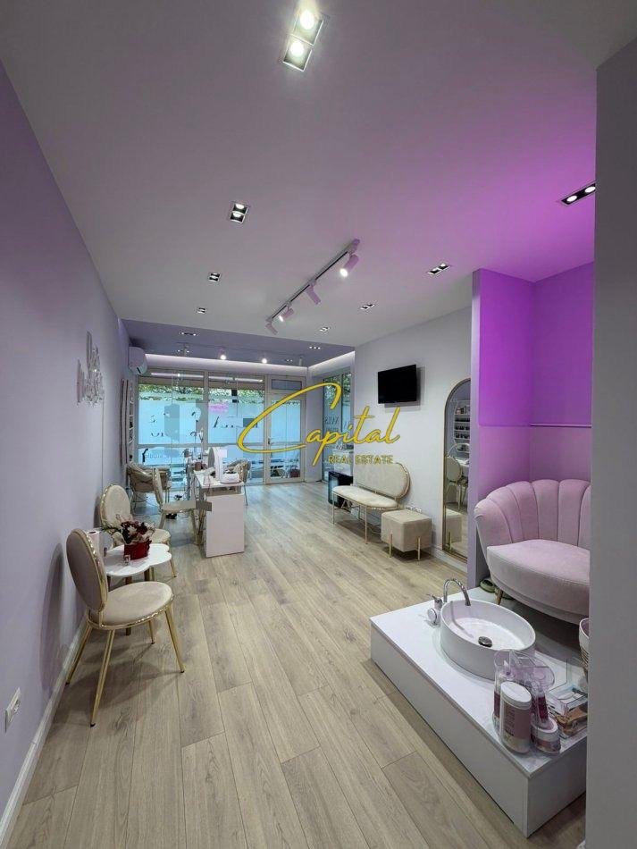 WhatsApp Image 2025-11-19 at 3.33.36 PM (2) AMBIENT BIZNESI ME QERA 40 M2 LIQENI I THATE 60.000 LEKE