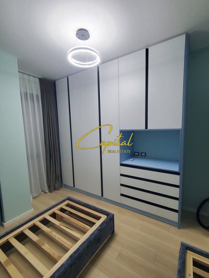 APARTAMENT ME QERA 2+1 LIQENI I THATE 1200 EURO