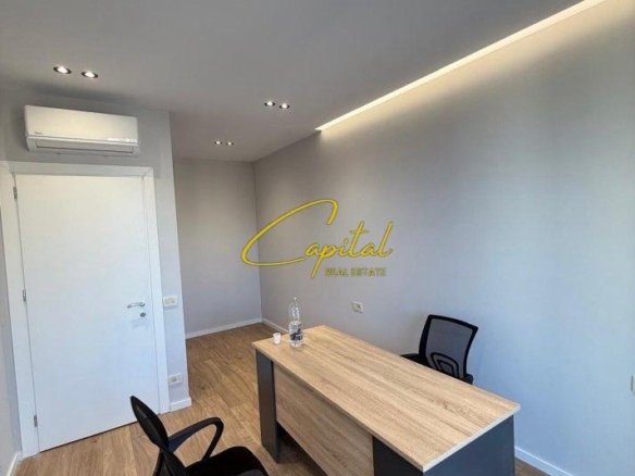 ZYRE ME QERA 70 M2 REZIDENCA GOLDEN TOWER 700 EURO