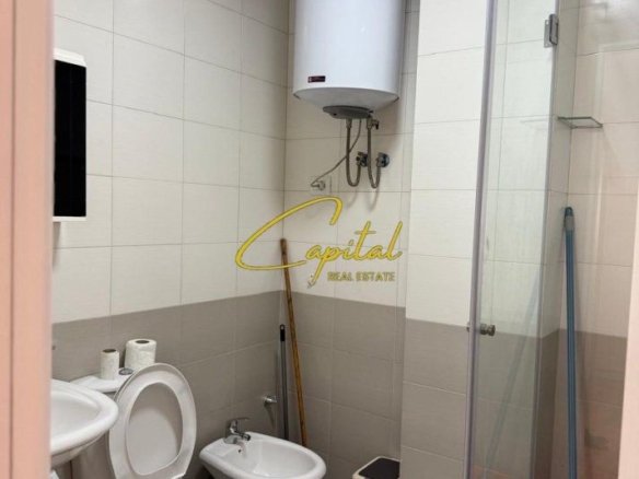 APARTAMENT ME QERA 2+1 RRUGA JORDAN MISJA 800 EURO