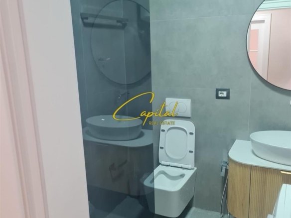 APARTAMENT ME QERA 2+1 ZOGU I ZI 80.000 LEKE