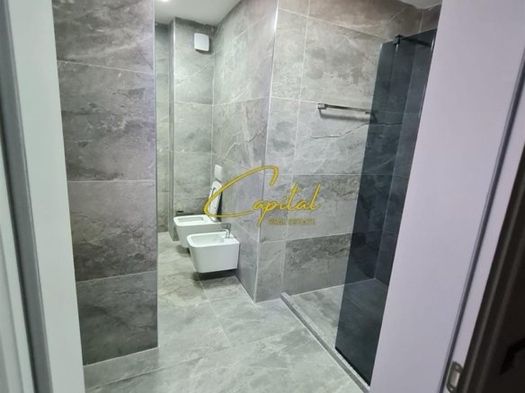 APARTAMENT ME QERA 2+1 ZOGU I ZI 80.000 LEKE