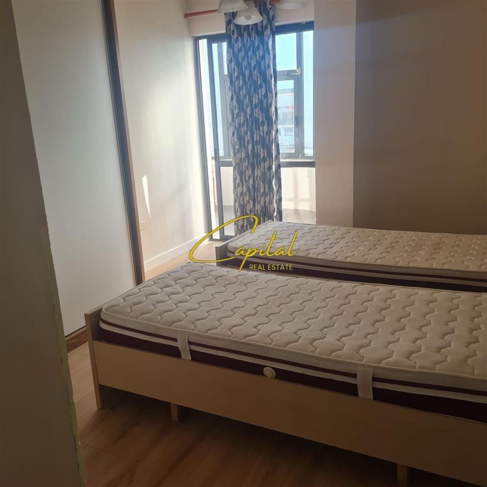APARTAMENT ME QERA 2+1 ZOGU I ZI 80.000 LEKE