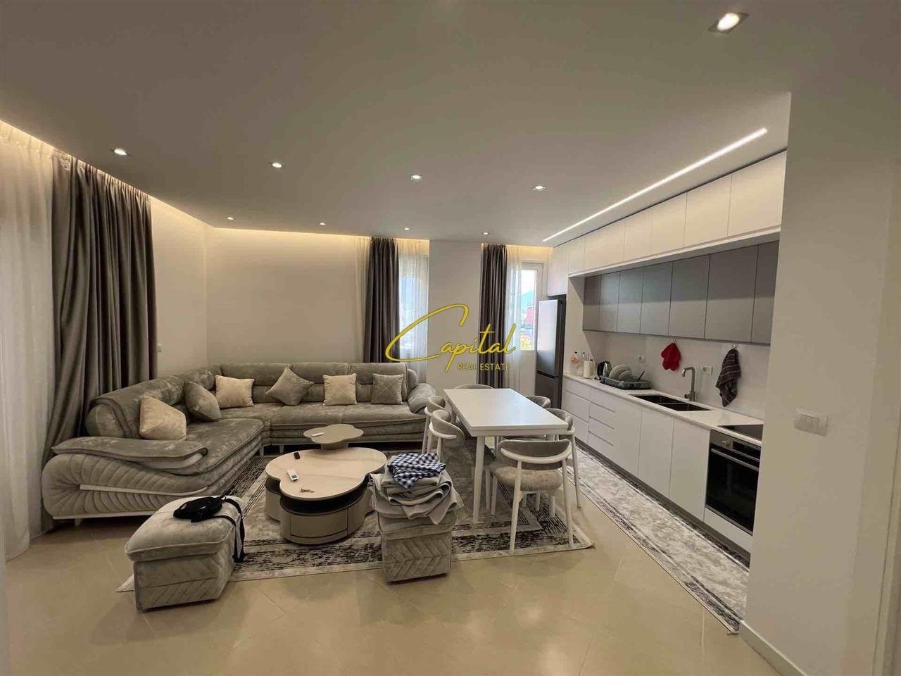WhatsApp Image 2025-11-21 at 3.24.29 PM (2) SHITET APARTAMENT 2+1 MISTO MAME 17.500.000 LEKE