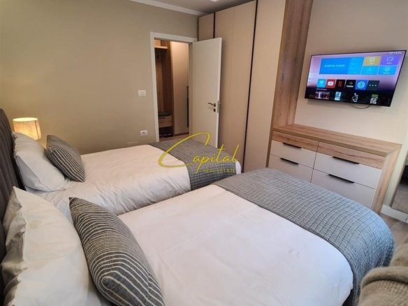 APARTAMENT ME QERA 1+1 TREGU ÇAM 75.000 LEKE