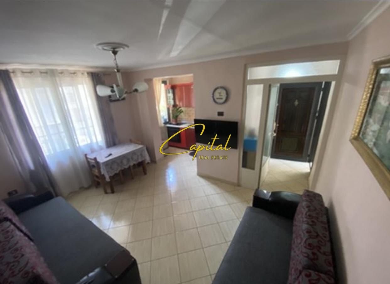 SHITET APARTAMENT 1+1 SHKOLLA E BASHKUAR 8.000.000 LEKE