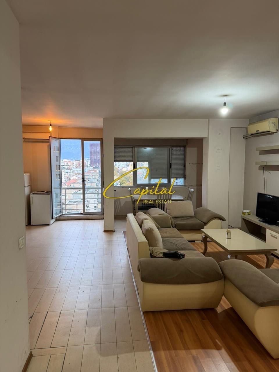 WhatsApp Image 2025-11-24 at 3.58.41 PM (1) APARTAMENT ME QERA 2+1+2 RRUGA E KAVAJES 70.000 LEKE