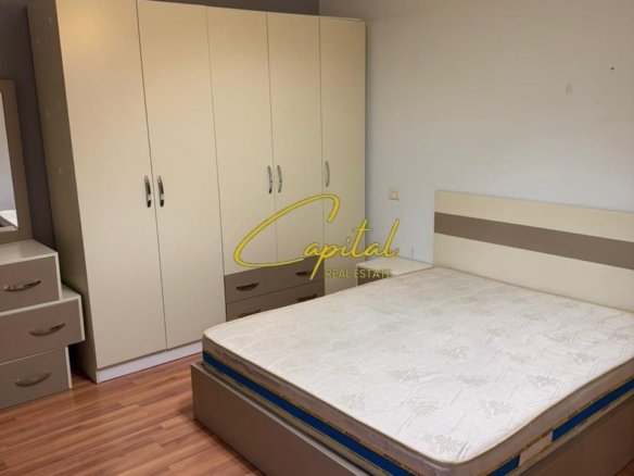 APARTAMENT ME QERA 2+1+2 RRUGA E KAVAJES 70.000 LEKE