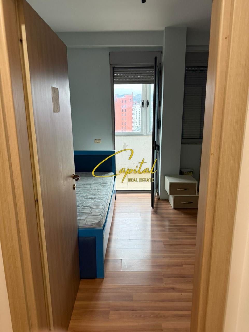 WhatsApp Image 2025-11-24 at 3.58.45 PM (1) APARTAMENT ME QERA 2+1+2 RRUGA E KAVAJES 70.000 LEKE