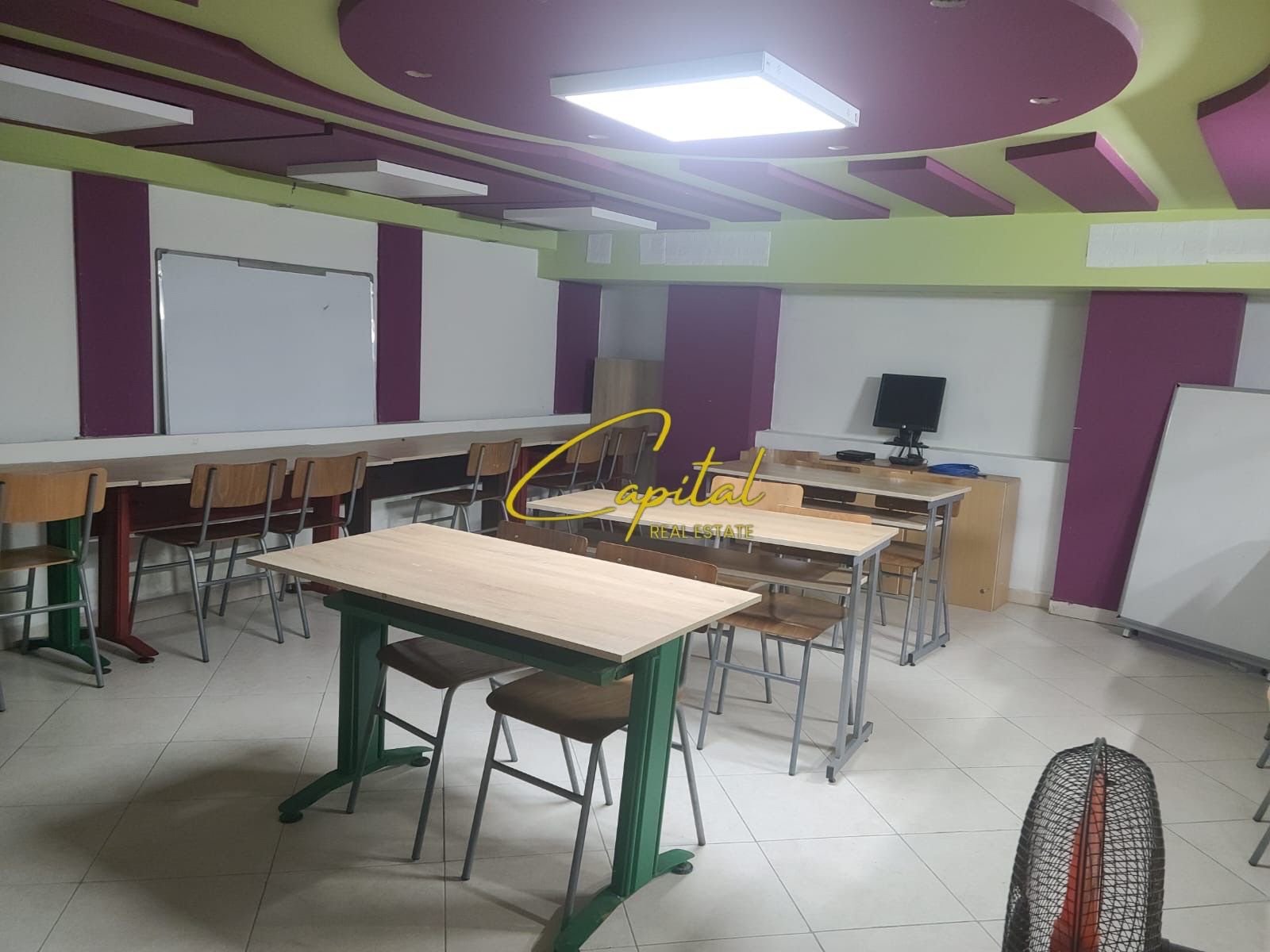 AMBIENT BIZNESI ME QERA 105 M2 ISH TREGU ELEKTRIK 600 EURO