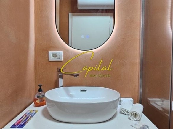 APARTAMENT ME QERA 1+1 ISH STACIONI TRENIT 80.000 LEKE