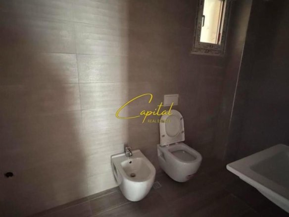 APARTARTAMENT ME QERA 2+1+2 KOMPLEKSI TRIO TOWER 600 EURO