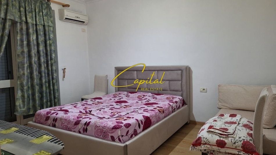 APARTAMENT ME QERA 2+1 RRUGA E DURRESIT 600 EURO