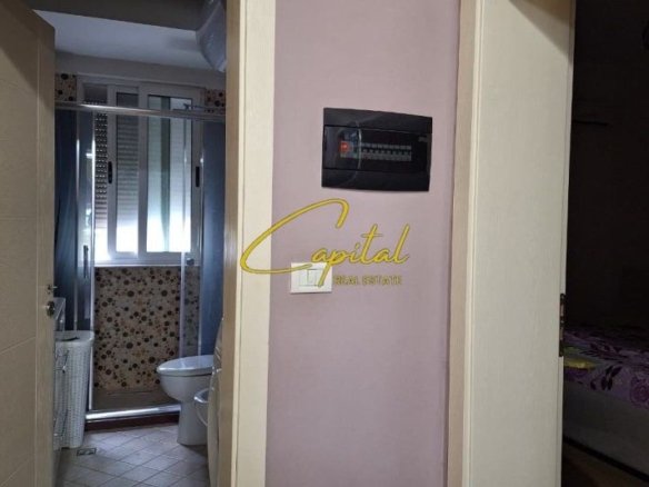 APARTAMENT ME QERA 2+1 RRUGA E DURRESIT 600 EURO
