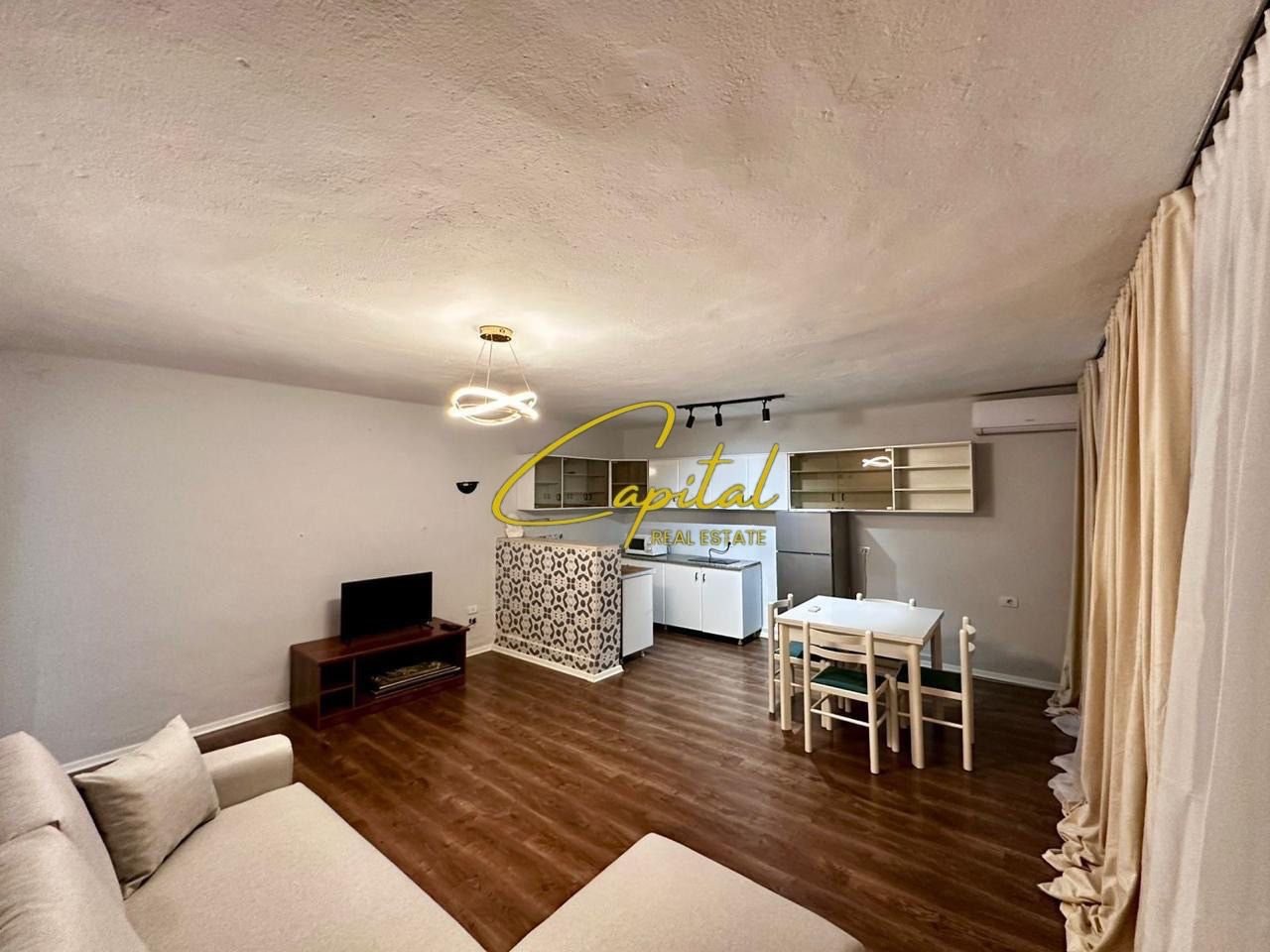 WhatsApp Image 2025-11-28 at 12.15.28 PM (1) APARTAMENT ME QERA 1+1 QENDER 60.000 LEKE