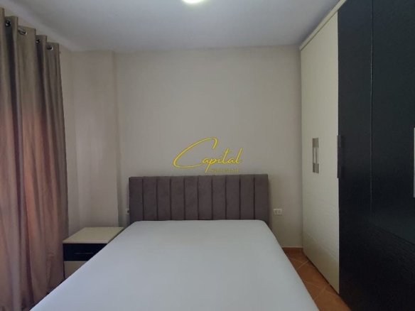 APARTAMENT ME QERA 1+1 RRUGA E KAVAJES 50.000 LEKE
