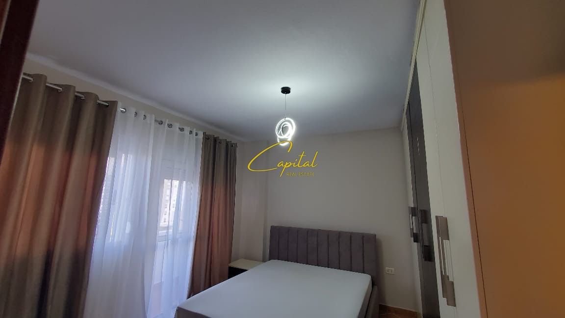 APARTAMENT ME QERA 1+1 RRUGA E KAVAJES 50.000 LEKE