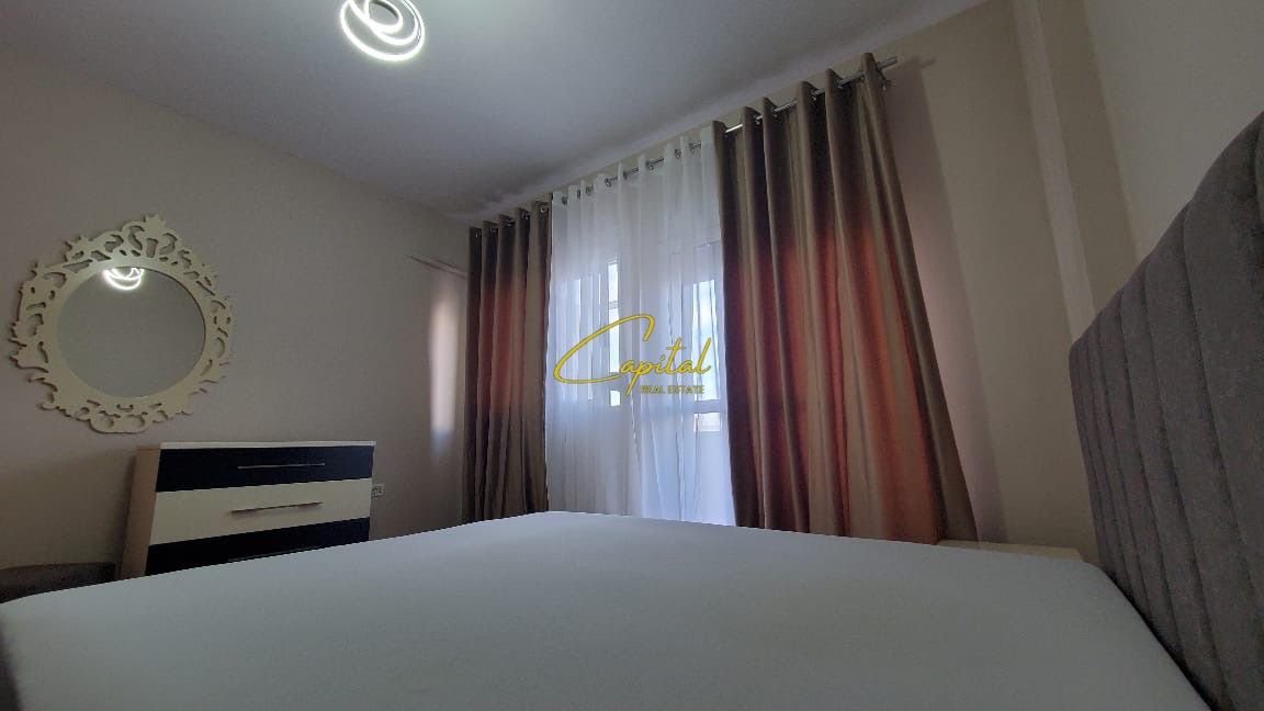 APARTAMENT ME QERA 1+1 RRUGA E KAVAJES 50.000 LEKE