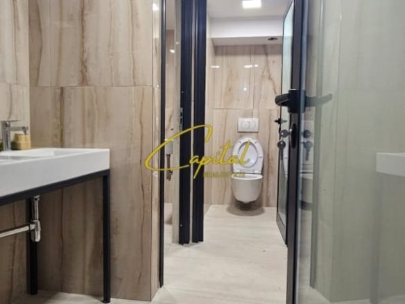 AMBIENT BIZNESI ME QERA 200 M2 ISH BLLOKU 300.000 LEKE