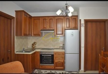 APARTAMENT ME QERA 2+1 PROKURORIA E TIRANES 600 EURO