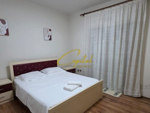 APARTAMENT ME QERA 1+1 RRUGA E ELBASANIT 43.000 LEKE
