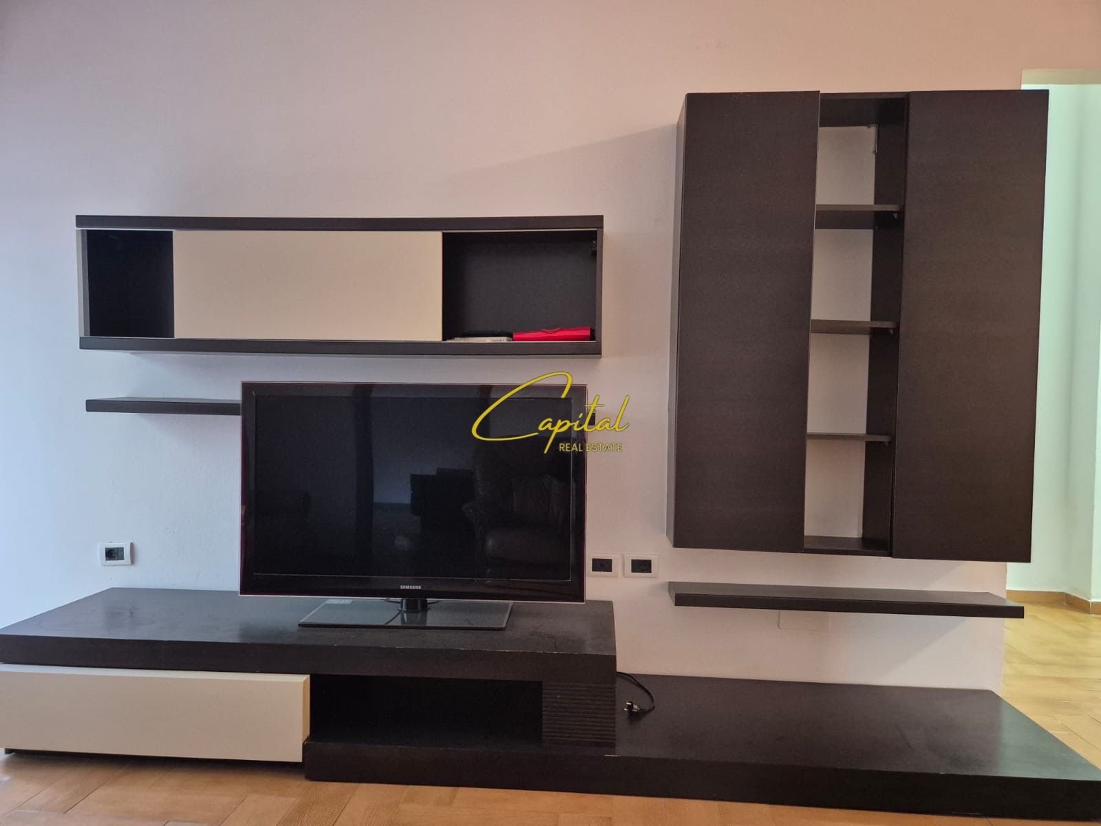 APARTAMENT ME QERA 2+1 MYSLYM SHYRI 70.000 LEKE