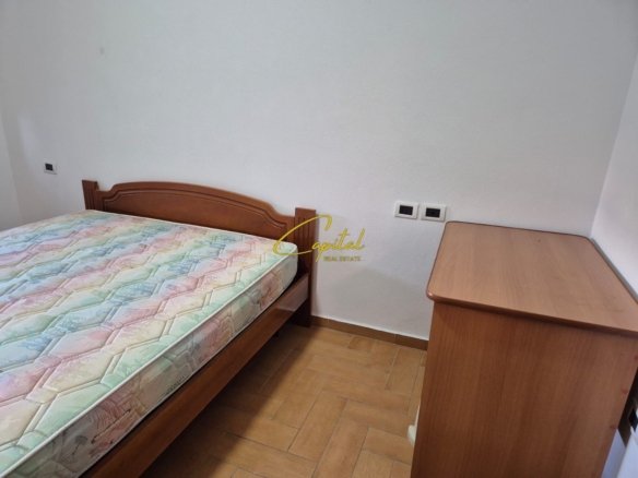 APARTAMENT ME QERA 2+1 MYSLYM SHYRI 70.000 LEKE